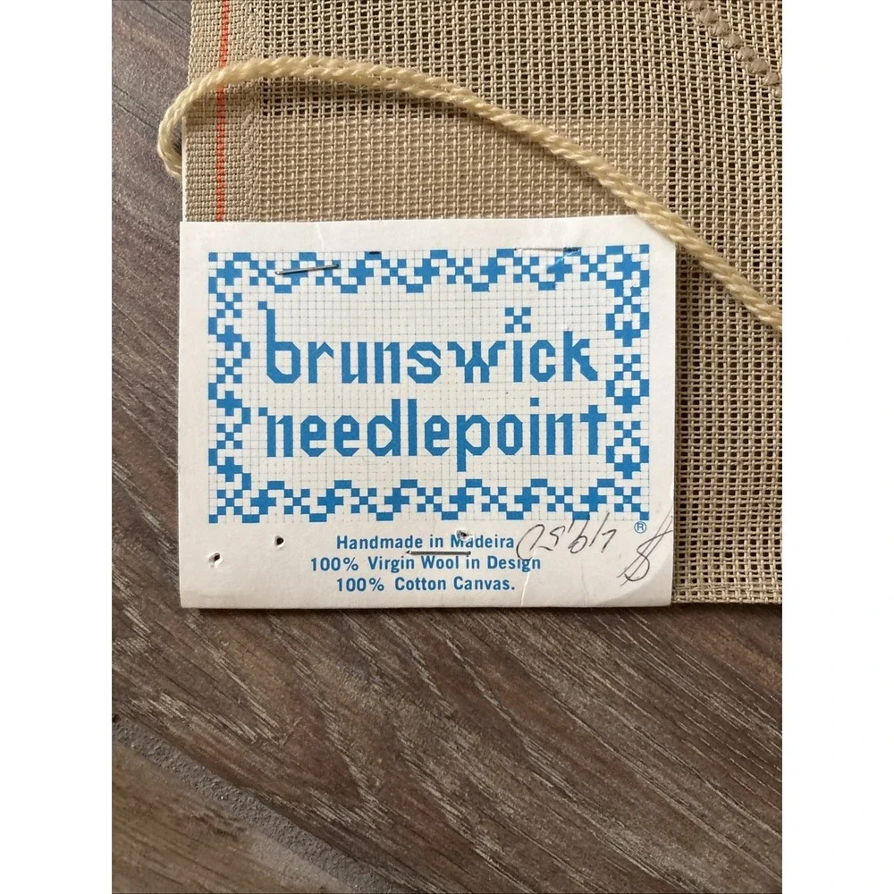 Yarn Brunswick Needle Point Kit Wreath Unfinished - Yarn Not Included 20
